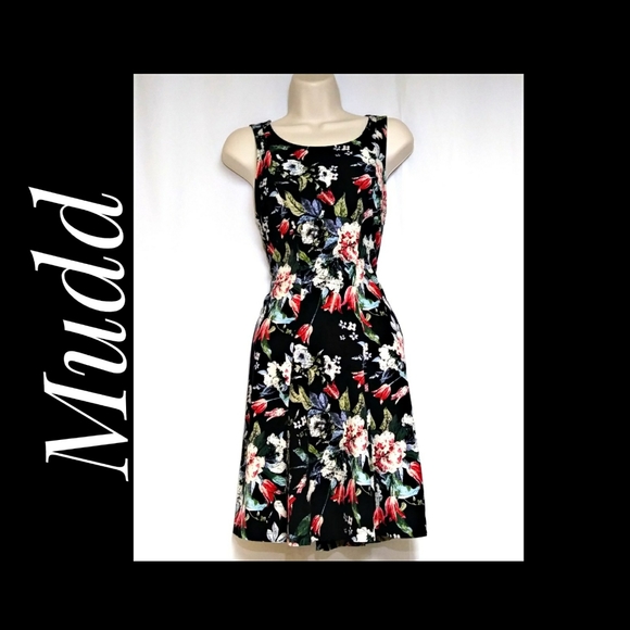 Mudd Dresses & Skirts - Mudd Fit & Flare Tank Style Floral Dress Black